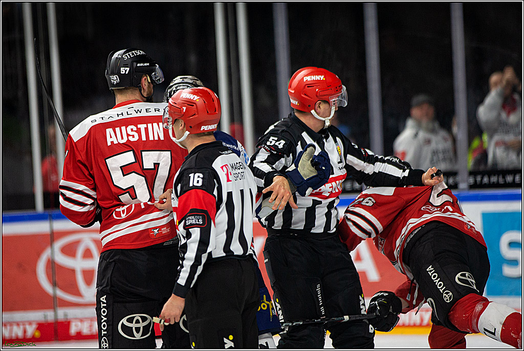 PENNY DEL; Koelner Haie- Iserlohn Roosters; Koeln, 24.01.2023